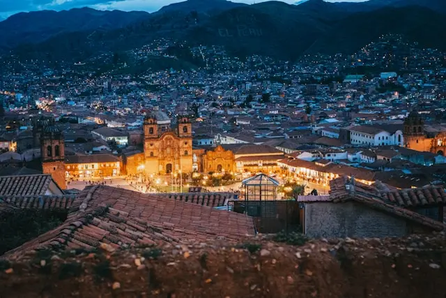 Cusco Nightlife: Best Bars, Restaurants, and Clubs 9 cusco at night