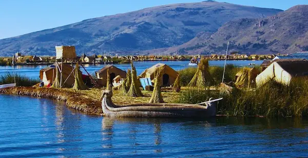 4. Lake Titicaca: the andean experience
